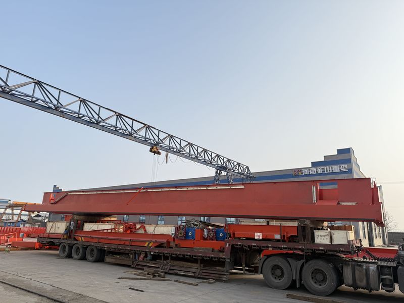 歐式雙梁QDX25/5T-22.5M、電動單梁、電動葫蘆整車發(fā)貨